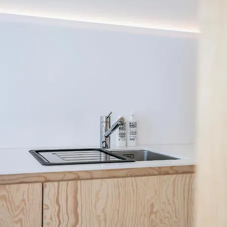 Appartement De Zwemmer - Practical, Optimized App With Garage *