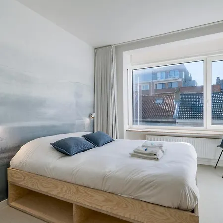 Apartment De Zwemmer - Practical, Optimized App With Garage Ostend