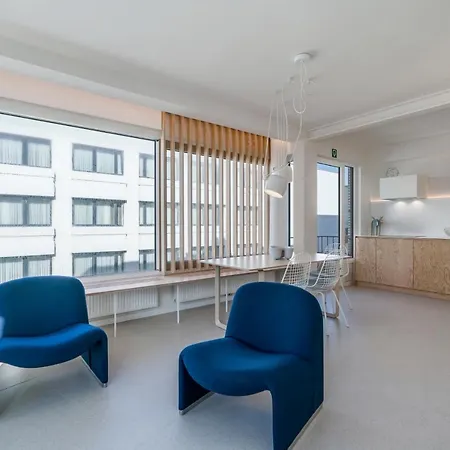 De Zwemmer - Practical, Optimized App With Garage Appartement