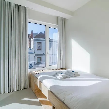 De Zwemmer - Practical, Optimized App With Garage Остенде