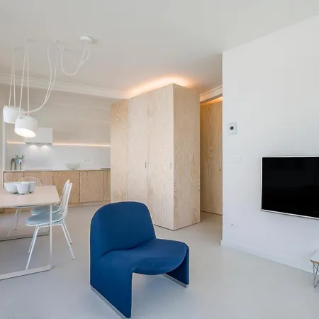 De Zwemmer - Practical, Optimized App With Garage Appartement